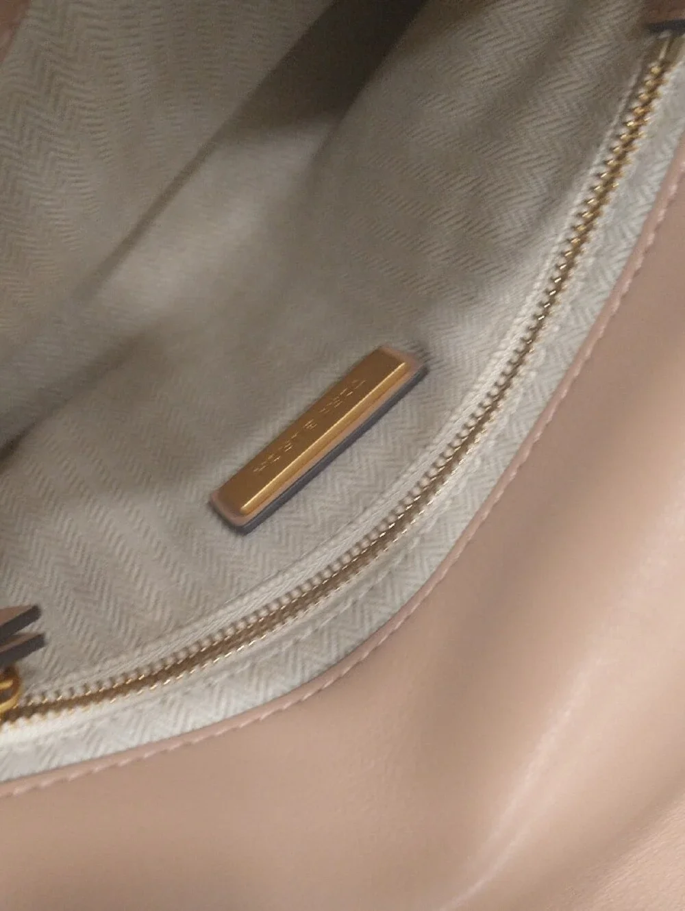 Tory Burch Kira Chevron Leather Shoulder/CrossbdyBag Nude Blush Gold Chain